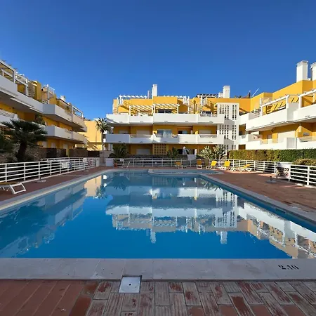 T1 Com Terraco E Piscina- Conceicao E * Tavira